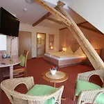 Ξενοδοχείο Weinhotel / Zur Sonne