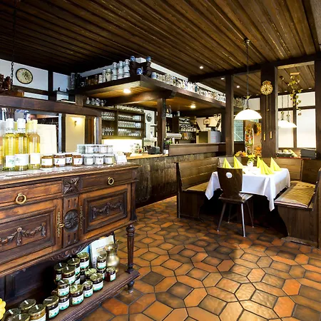 Weinhotel / Zur Sonne Szálloda