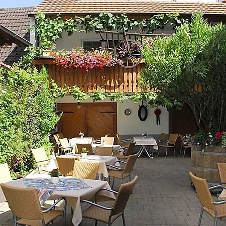 Hotel Weinhotel / Zur Sonne
