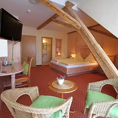 Hotel Weinhotel / Zur Sonne 3*