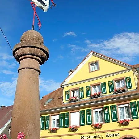 Weinhotel / Zur Sonne 3*