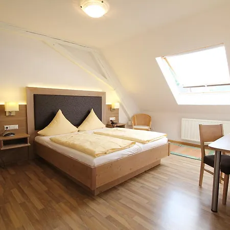 Weinhotel / Zur Sonne