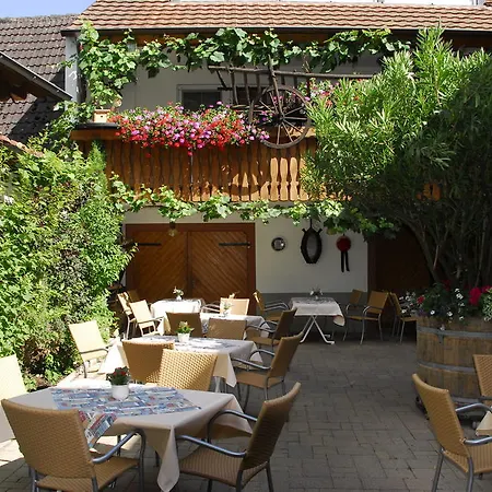 Szálloda Weinhotel / Zur Sonne Ihringen